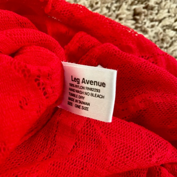 Leg Avenue Red high low mermaid style lace lingerie w/ matching panty - Picture 13 of 13